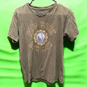 Distressed NY Green Short Sleeve Tee LARGE